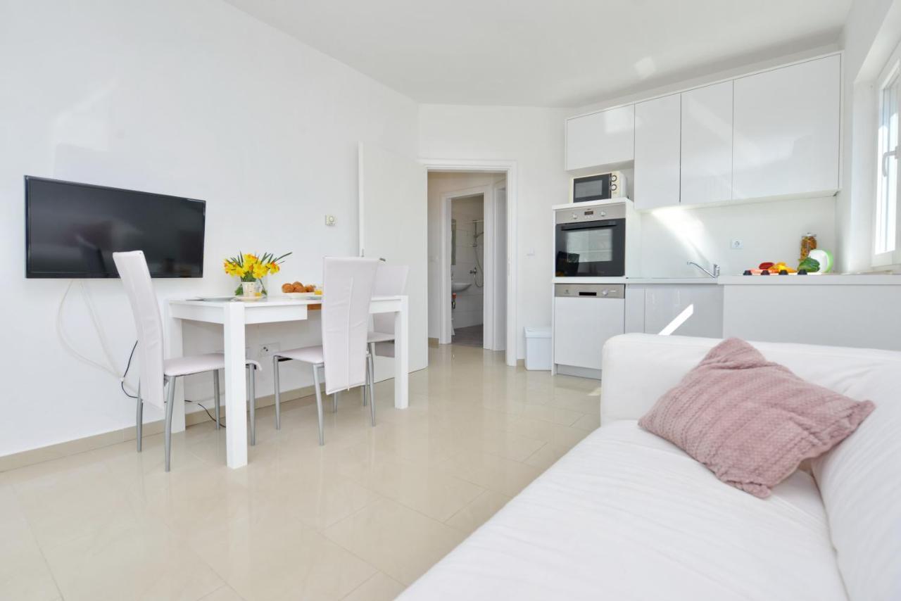 Apartments Verita Pakoštane Exteriér fotografie