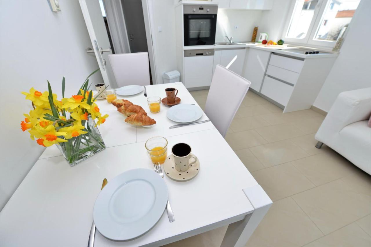 Apartments Verita Pakoštane Exteriér fotografie