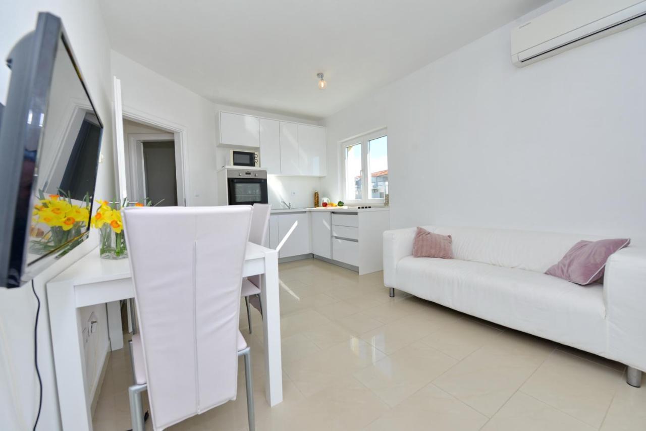 Apartments Verita Pakoštane Exteriér fotografie