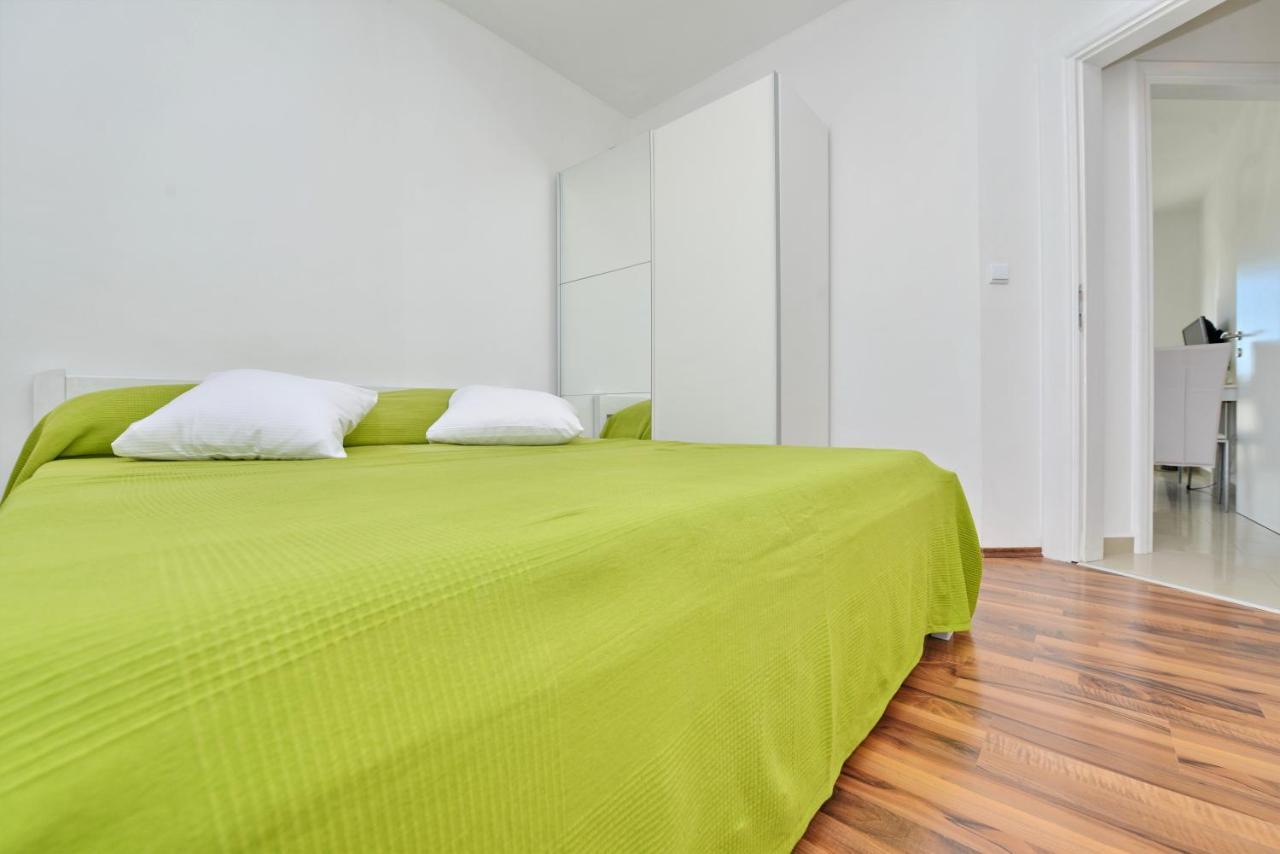 Apartments Verita Pakoštane Exteriér fotografie