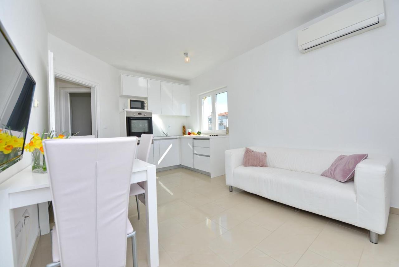 Apartments Verita Pakoštane Exteriér fotografie